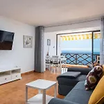 Neptuno Oceanfront Apartment *