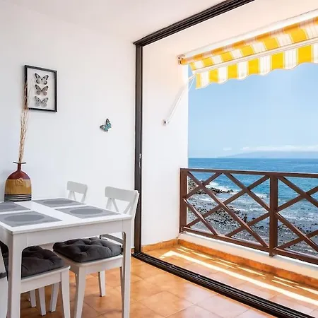 Neptuno Oceanfront * Puerto de Santiago (Tenerife)