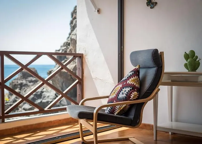 Neptuno Oceanfront *